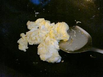 蒜苔炒鸡蛋的做法步骤3