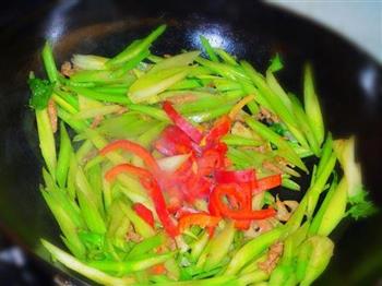 尖椒芹菜炒肉丝的做法步骤8