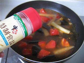 土豆番茄海带汤的做法图解5