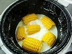 奶香玉米棒的做法步骤8