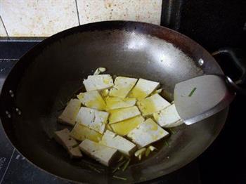 煎豆腐的做法步骤6