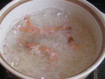 韭菜花鲜虾糯米粥的做法图解4
