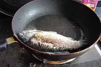 鲜美鱼汤小火锅的做法步骤6