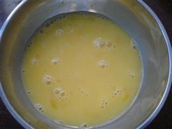 酱油鸡蛋炒饭的做法步骤2