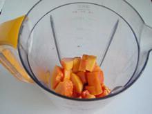 木瓜柳橙汁的做法步骤4