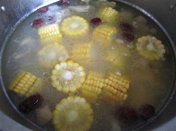 玉米鸡汤的做法步骤11