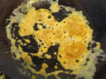 蛋黄焗芋头的做法步骤6