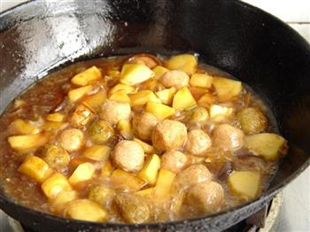 土豆炖肉丸的做法步骤7