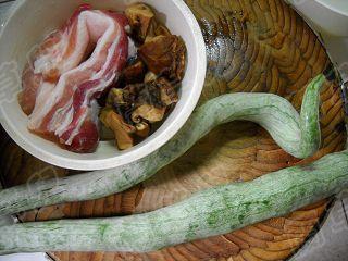 蛇豆香菇肉饺的做法步骤1