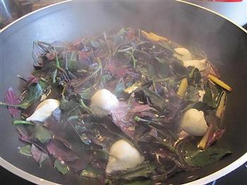 紫背菜鱼包蛋的做法图解5