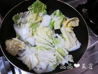 豆乳海鲜锅的做法步骤4
