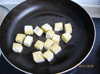 白菜粉丝炖豆腐的做法图解3