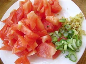 西红柿炒菜花的做法步骤4
