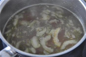 薄荷豌豆奶油汤的做法图解3