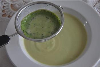 薄荷豌豆奶油汤的做法图解9