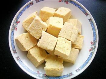 高汤海带炖豆腐的做法步骤1