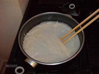 炒米粉的做法步骤2