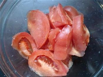 西红柿蛋花面的做法步骤1