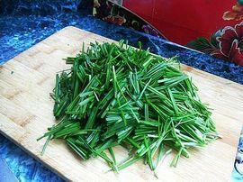 蚝油海米炒韭菜的做法步骤2