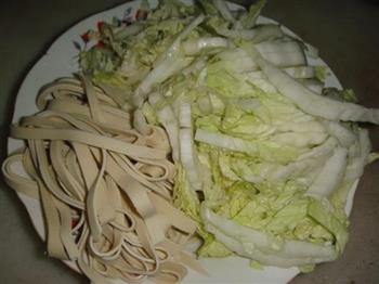 大白菜烩千张的做法图解1
