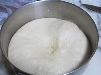 椰蓉白糖小面包的做法步骤3