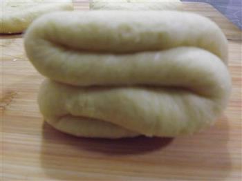 花形椰蓉面包的做法步骤9