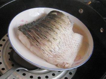 蒜味剁椒蒸青鱼的做法步骤4