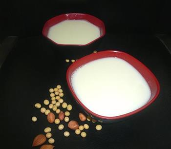 鲜榨豆浆的做法步骤3