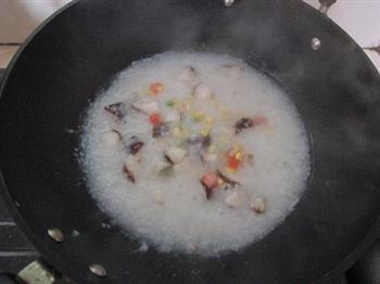 香菇鳕鱼粥的做法图解6