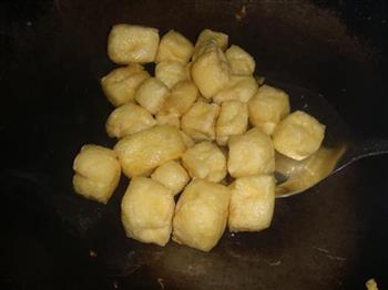 豆腐泡煮方便面的做法步骤4