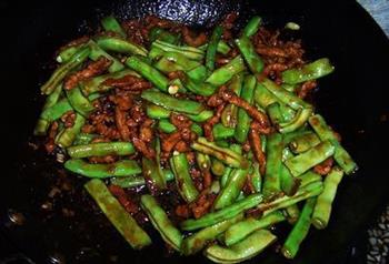 肉丝扁豆焖饭的做法步骤8