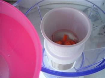 胡萝卜苹果汁的做法图解4