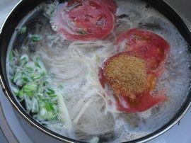 牛肉味热汤面的做法步骤6