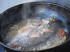 清炖海鲫鱼的做法步骤9
