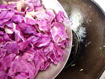 紫甘蓝炒土豆片的做法步骤6