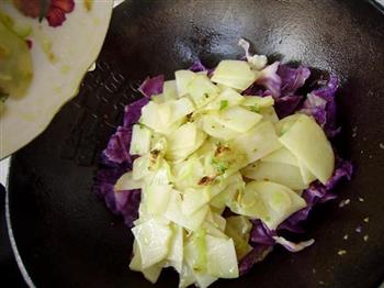 紫甘蓝炒土豆片的做法步骤7