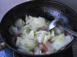 五花肉炒白菜片的做法步骤11