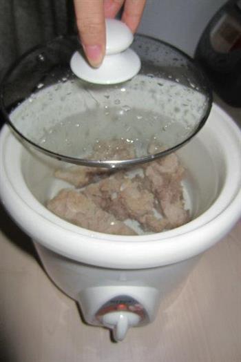 海带豆腐猪骨汤的做法步骤3