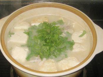 海鲈鱼头豆腐汤的做法步骤10