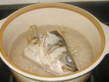海鲈鱼头豆腐汤的做法图解5