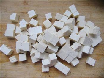 油麦菜炖豆腐的做法步骤1
