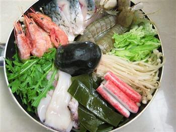 剁椒海鲜火锅的做法步骤6