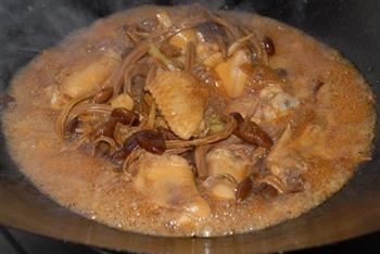 茶树菇烧鸡翅的做法步骤14