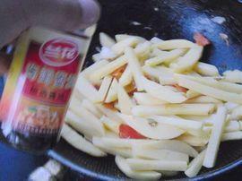 咸椒炖土豆条的做法步骤6