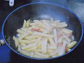 咸椒炖土豆条的做法步骤9