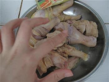 高压锅版盐焗鸡腿的做法步骤4