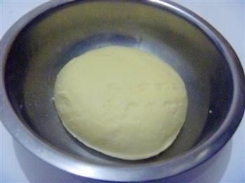 传统豆沙面包的做法步骤2