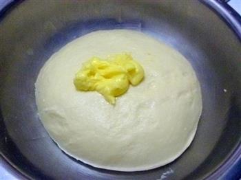 传统豆沙面包的做法步骤4