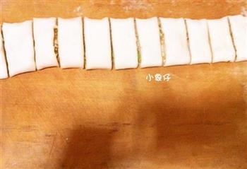香葱芝麻椒盐花卷的做法步骤8