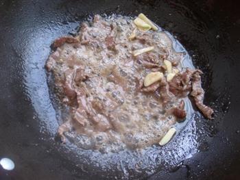 莴笋炒牛肉的做法步骤4
